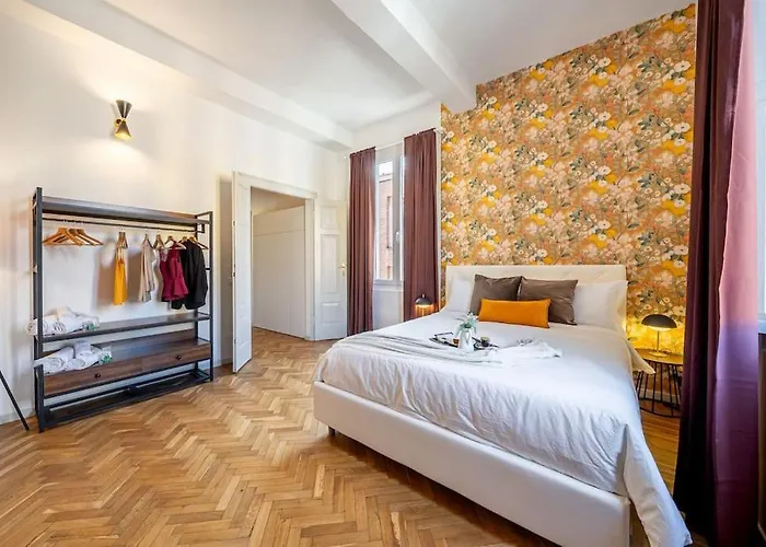 Lussuoso Con Vista Ghirlandina Apartment Modena