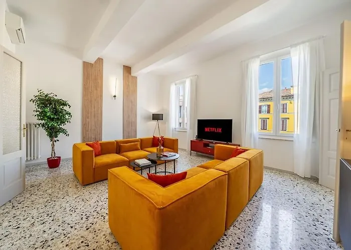 Lussuoso Con Vista Ghirlandina *